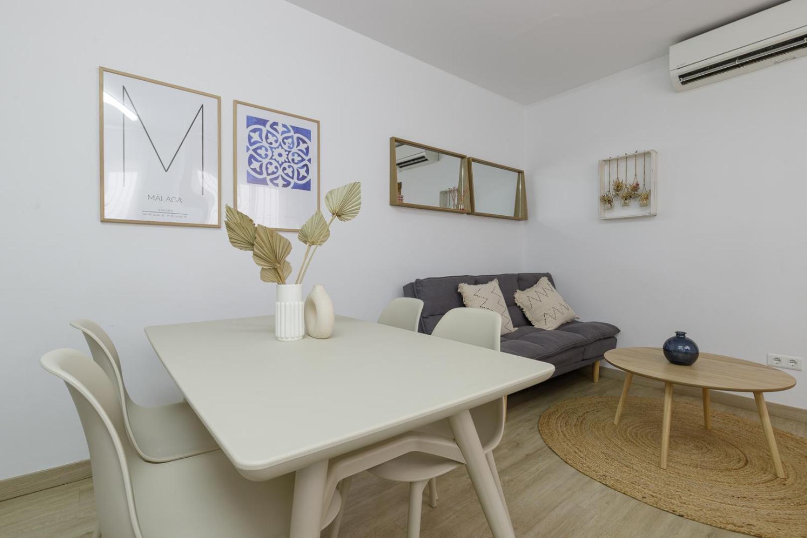 Caterina Pedregalejo Apartment Malaga Bagian luar foto