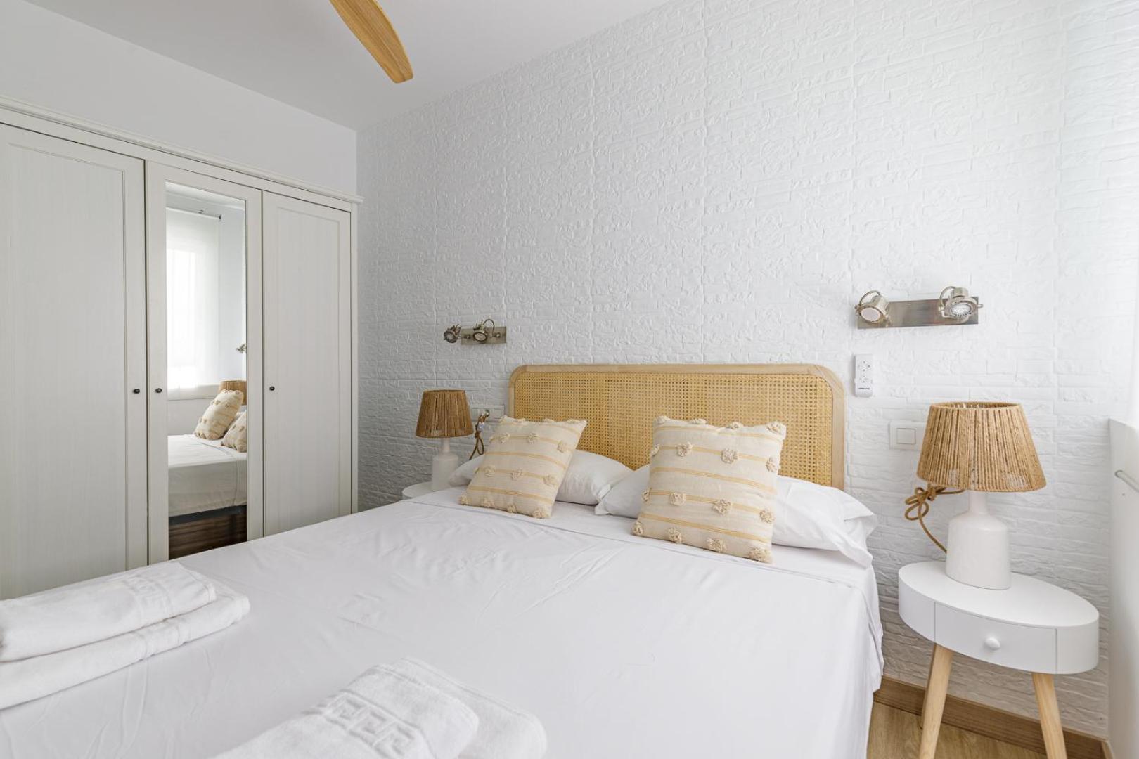 Caterina Pedregalejo Apartment Malaga Bagian luar foto